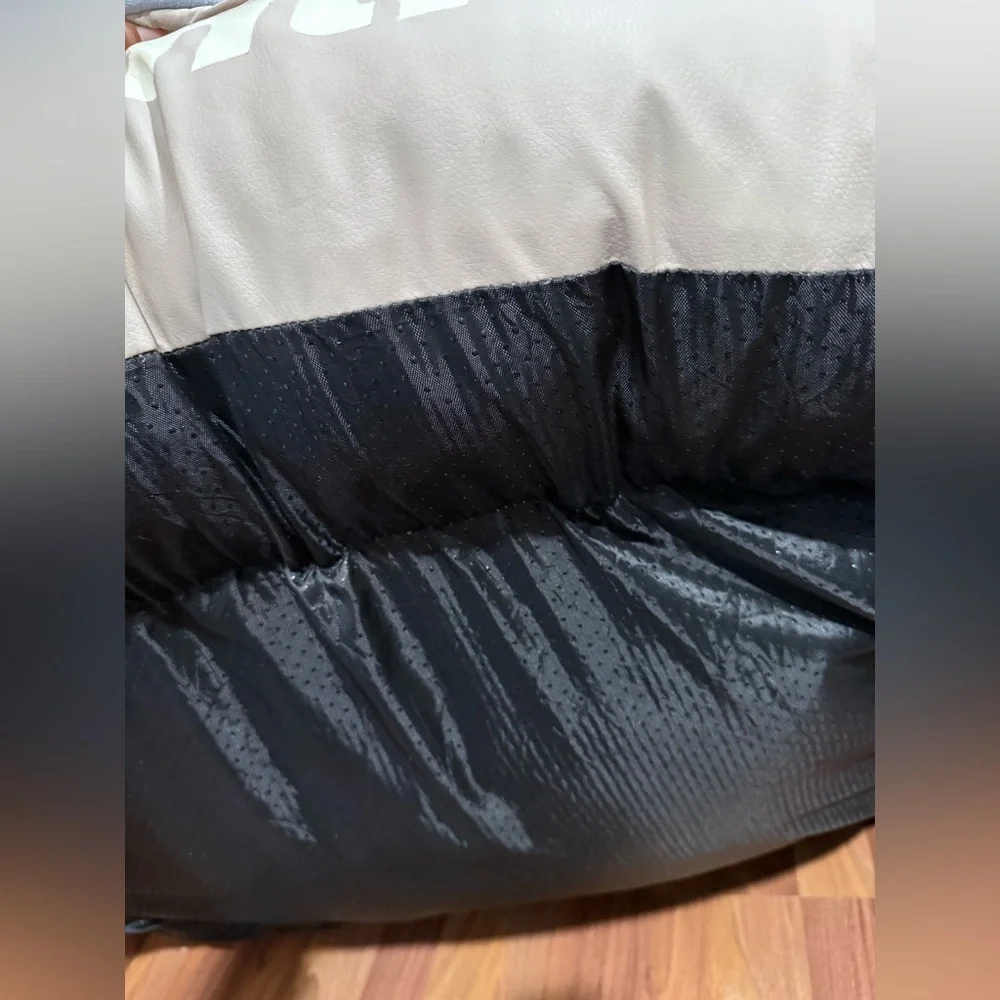 The Deep Sleep Den XXL Dog Bed Dorimia